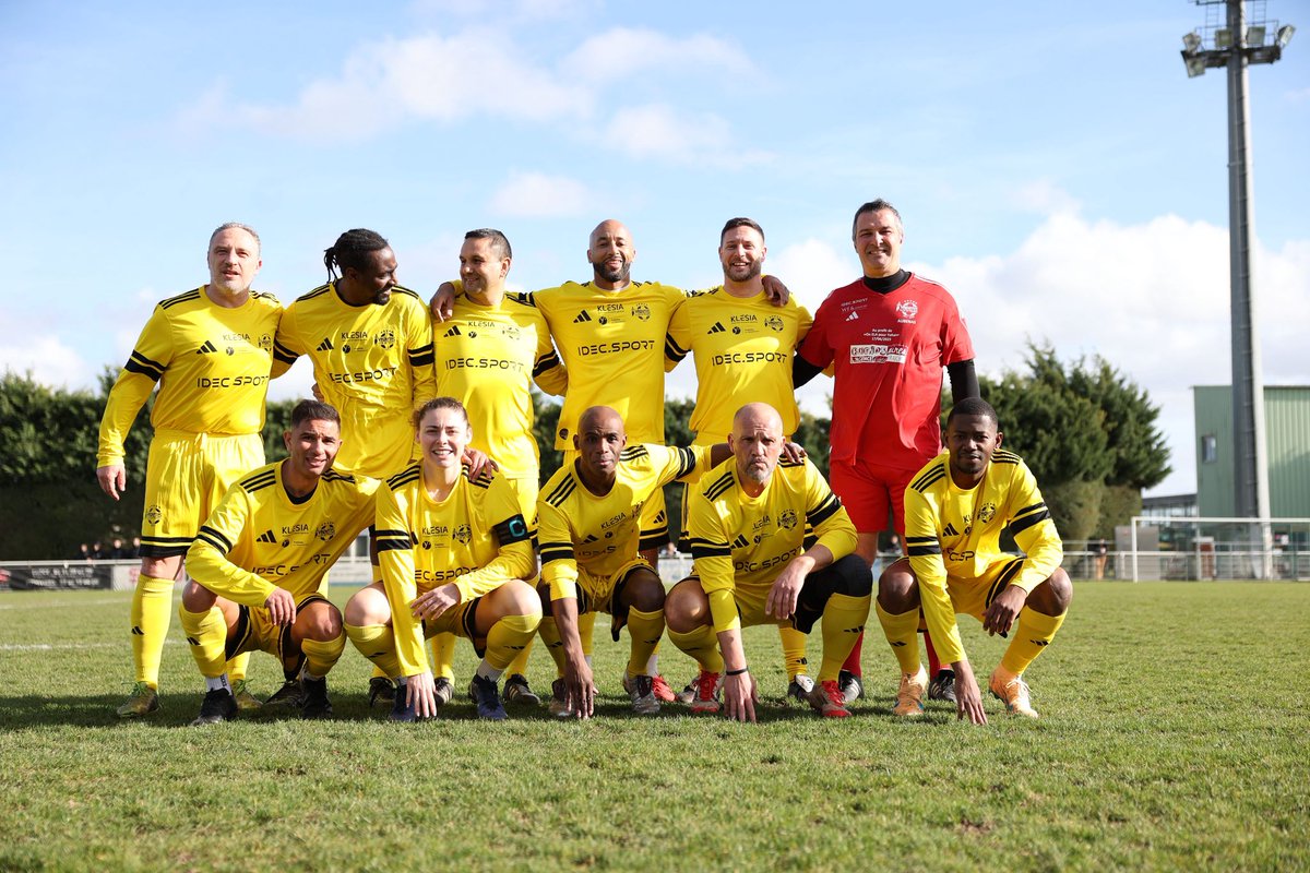 Variétés C.F. tweet media