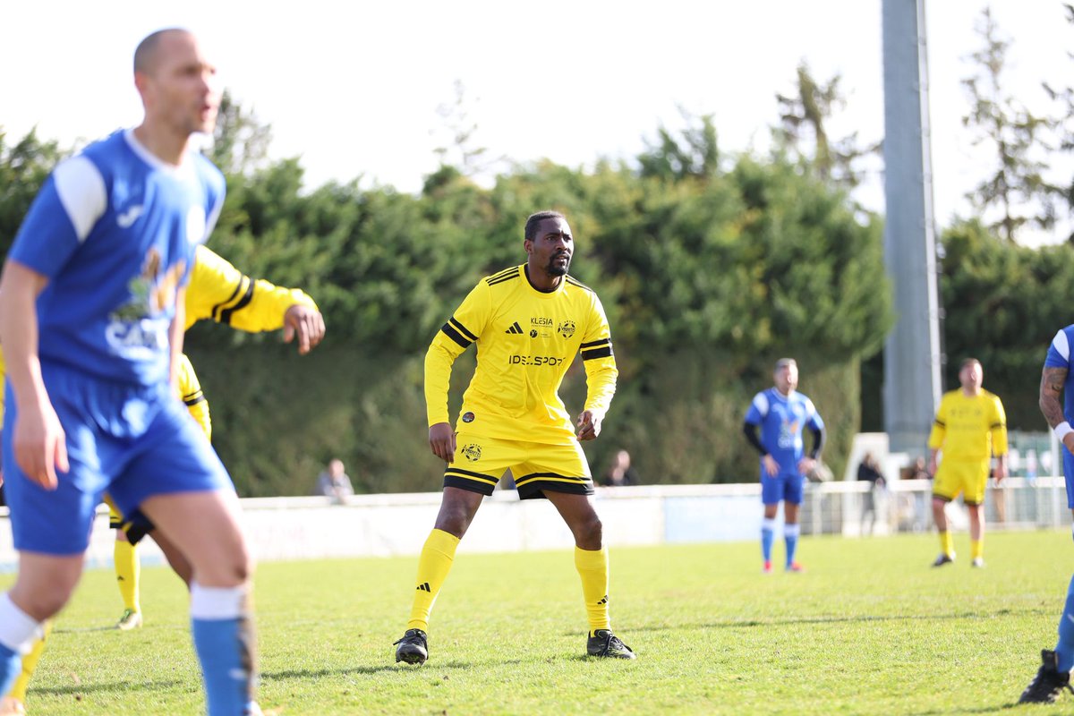 Variétés C.F. tweet media