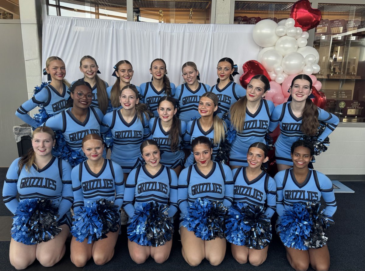 LSBCheer's tweet image. Good luck to our Competition Squad at Bennington today #GoGrizzGo #ClawsOut