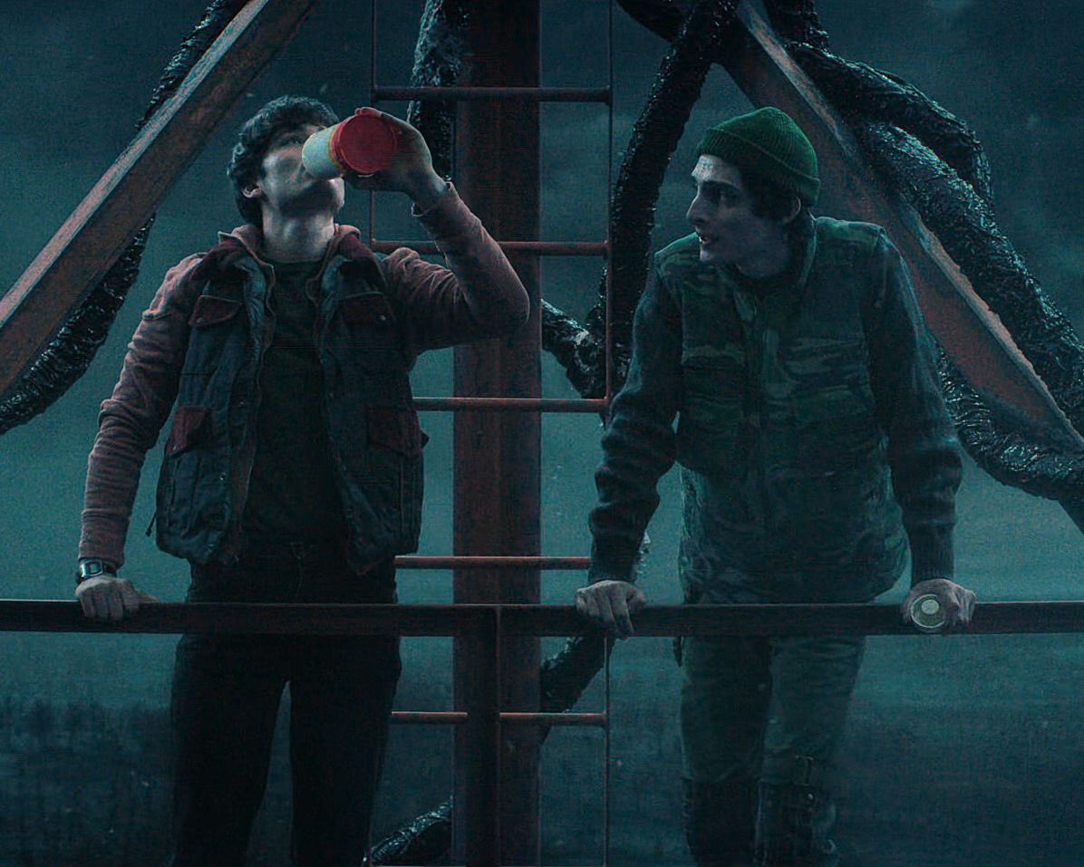 Did someone say the hottest kiss in all of Stranger Things?