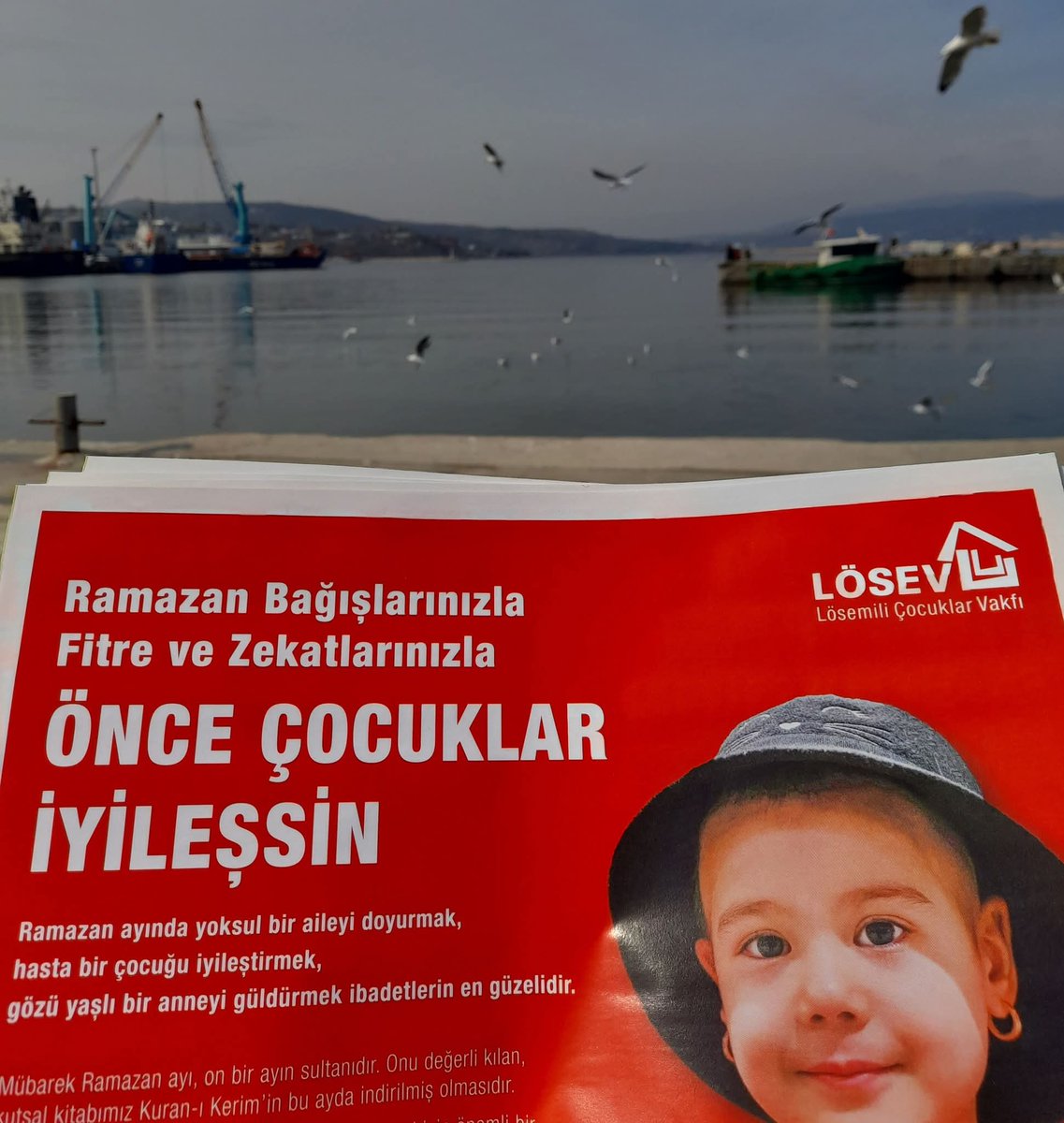 Ramazan ayında fitre ve zekatlarınız la önce çocuklar iyileşsin. 
Bir çocuğun yüzünde bir gülümseme bir annenin duasında yerinizi alın ve Bağışlarınızla içinde mutluluk olan koliler bir evin umudu bir evin mutluluğu olsun.🏡👩‍🦲🙋
#önceçocuklariyileşsin 
<a href="/losev1998/">LÖSEV</a>