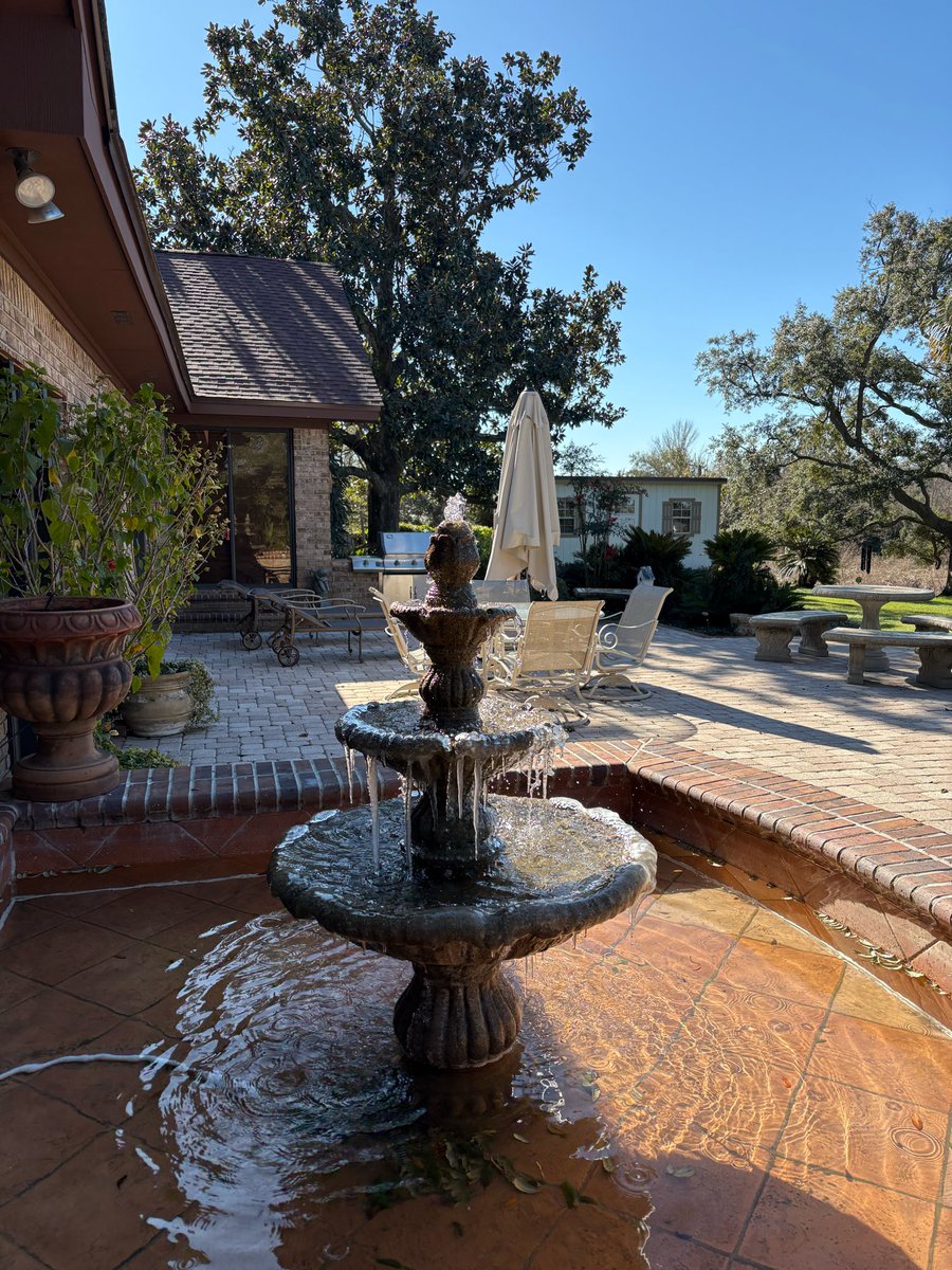 DonChurchwell's tweet photo. Greetings from sunny north Florida! Well, it was sunny a week ago, but COLD. They say next week will be shorts and flip flop weather. https://t.co/PE0JIuyxhm