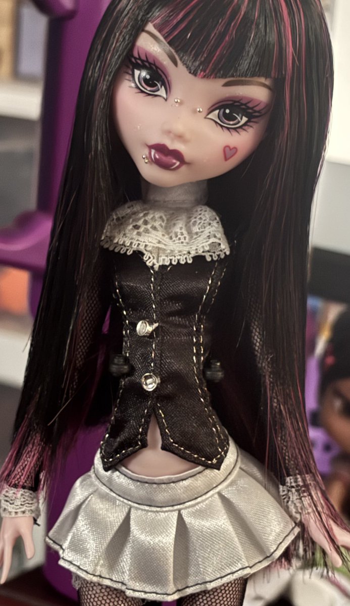 bratphob's tweet image. drop dead˚✧₊⁎