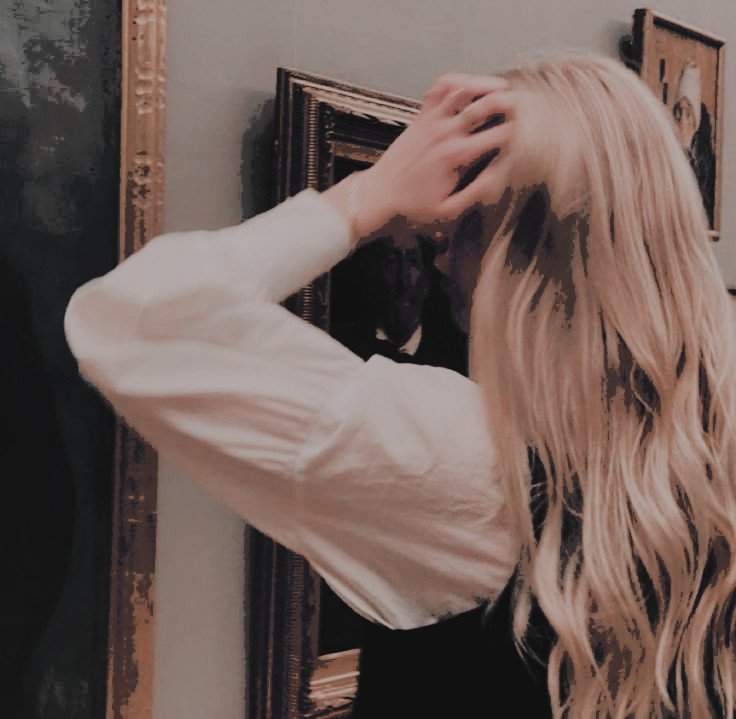 ᅠᅠᅠ𝙽𝙰𝚁𝙲𝙸𝚂𝚂𝙰ᅠ✰ᅠ𝙱𝙻𝙰𝙲𝙺 ᅠ... tweet media
