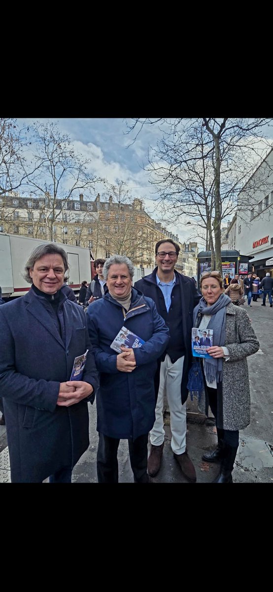 FranckAlem's tweet photo. Mobilisation toute la journée #Paris16 pour @GpeChangerParis @Jeremy_Redler et @PourDati2026 #Paris Vive l’alternance #Municipales2026 @datirachida @LRepublicains75 https://t.co/hb3TR6F6Ov