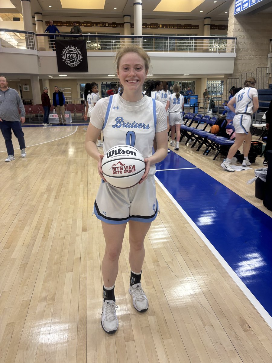 BruiserSports tweet media