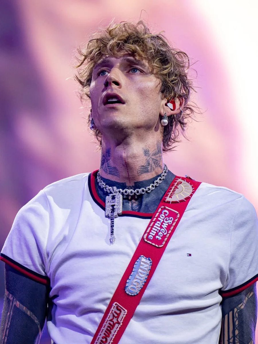 mr machine gun kelly 🫶🏼