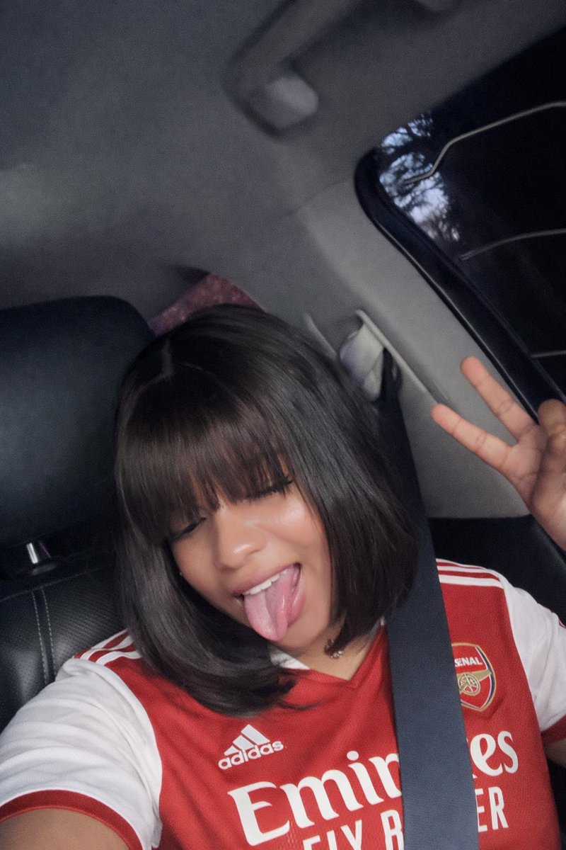 celeste_unusual's tweet image. Growing up as a little girl I’ve always loved @Arsenal cause of my brother, he would always shout “Gunners” and I’ll respond with “For Life” and it went on like that. My love for them kept on growing.
There came a time that it was like they were extinct and people would laugh me…