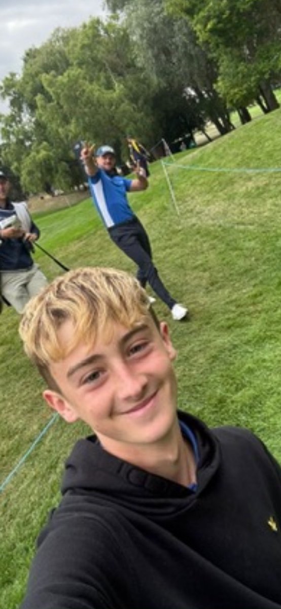 Hey <a href="/LaurieCanter/">Laurie Canter</a> if you ever fancy some company on a practice round my son would love to join you for a few tips. Been practicing every day come rain or shine. Your biggest fan since this photo at the Masters last year