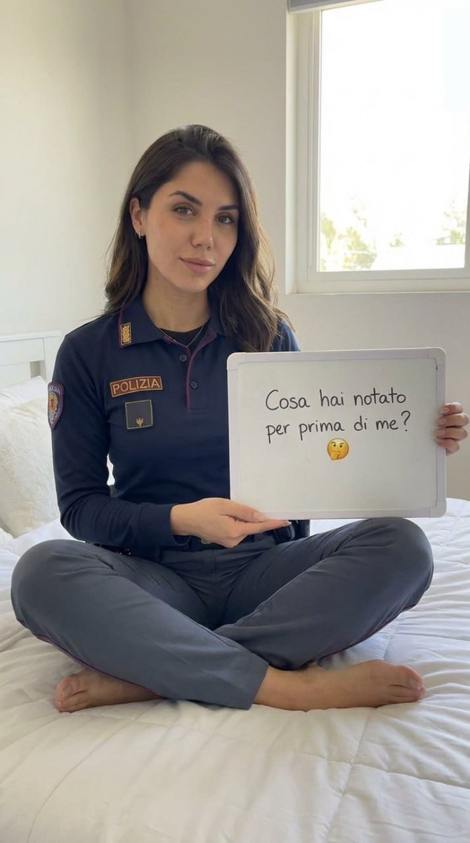 itsluciaferraro's tweet photo. 💙❤️ https://t.co/uL2sEsMxHX