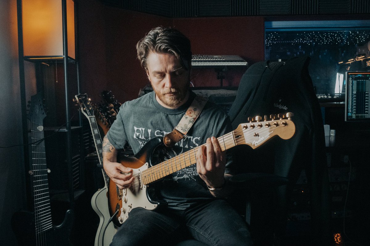 Makariband's tweet photo. Tracking of LP3 is complete! We truly believe this album will be our best one yet, and we can’t wait to share it with you all.

📸: @sh00ty0urrsh0t https://t.co/1v9cASJZ4R
