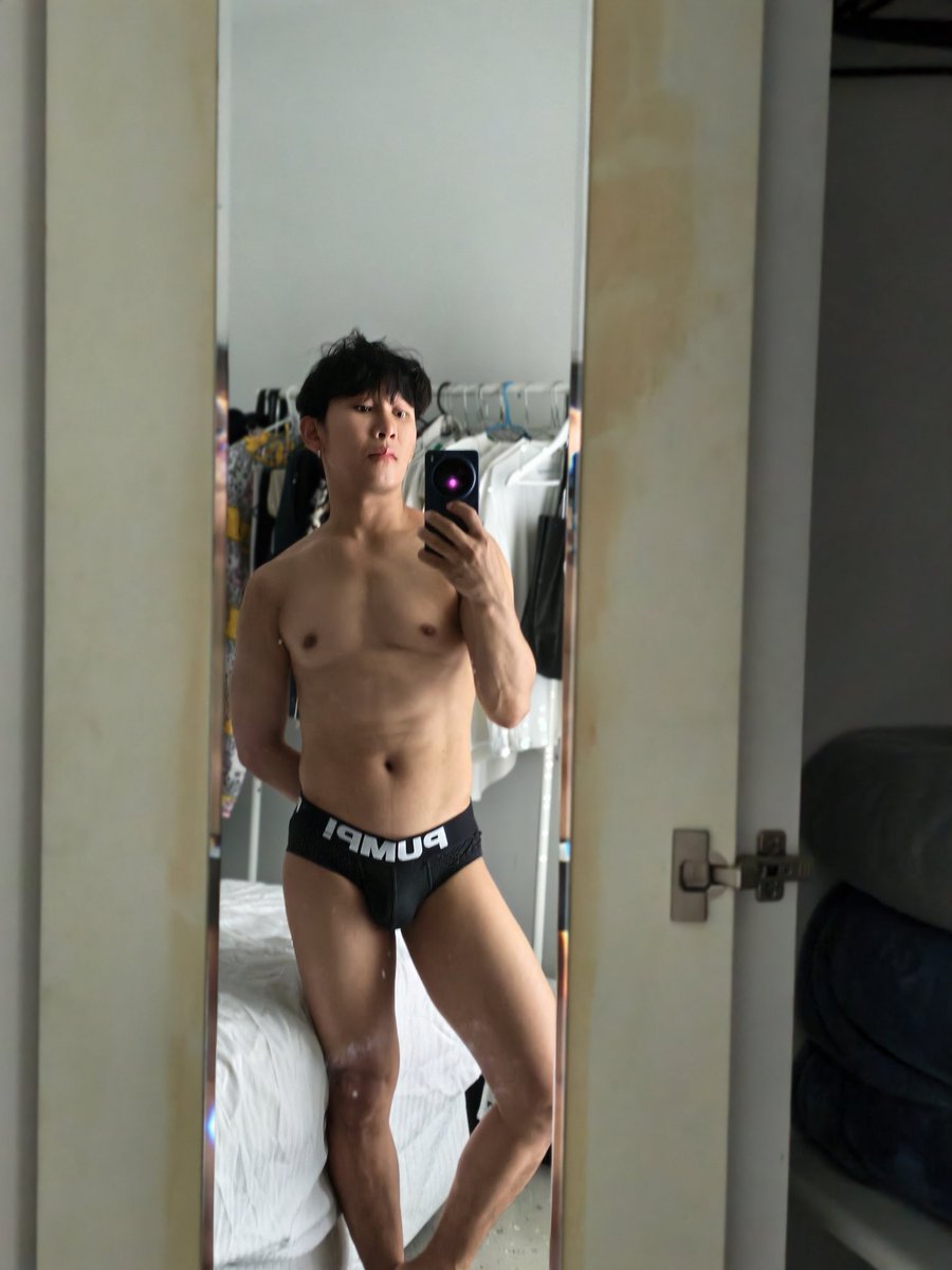 OakonlyF's tweet photo. ช่วงนี้หุ่นเริ่มอวบ😅 https://t.co/Dega4HJQLj