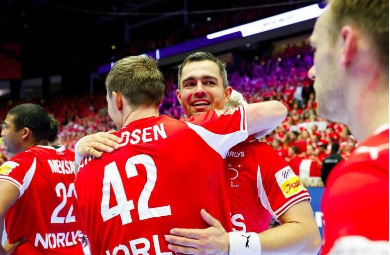 HBOLD.dk tweet media