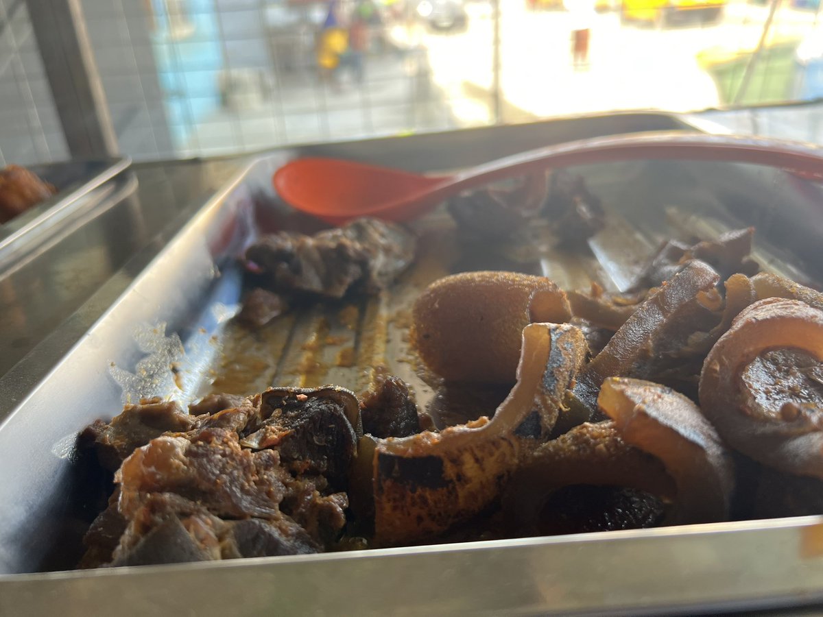 Yummybottompot's tweet photo. A plate of Rice or Pasta &amp; Chicken for as low as 2,500.
A plate of Swallow with 2 wraps of swallow, 1 beef and 1 Pomo for as low as 1,500.
Location: Bariga Lagos. #KingRezaPahlavi #FayePeraya #T20WorldCup #Shomolu #Bariga #Chef #restaurant #lagosrestaurant #foodvendorinlagos https://t.co/69p8ZTNsqF