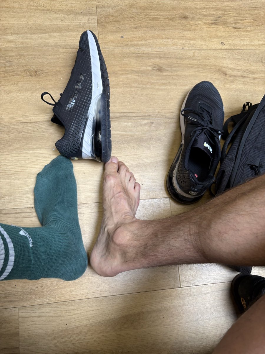 Master__Aron tweet media