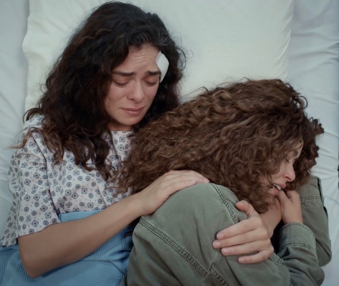 vedere sirin così fragile e persino cercare l'affetto di bahar 💔 non me lo  sarei mai aspettato #laforzadiunadonna