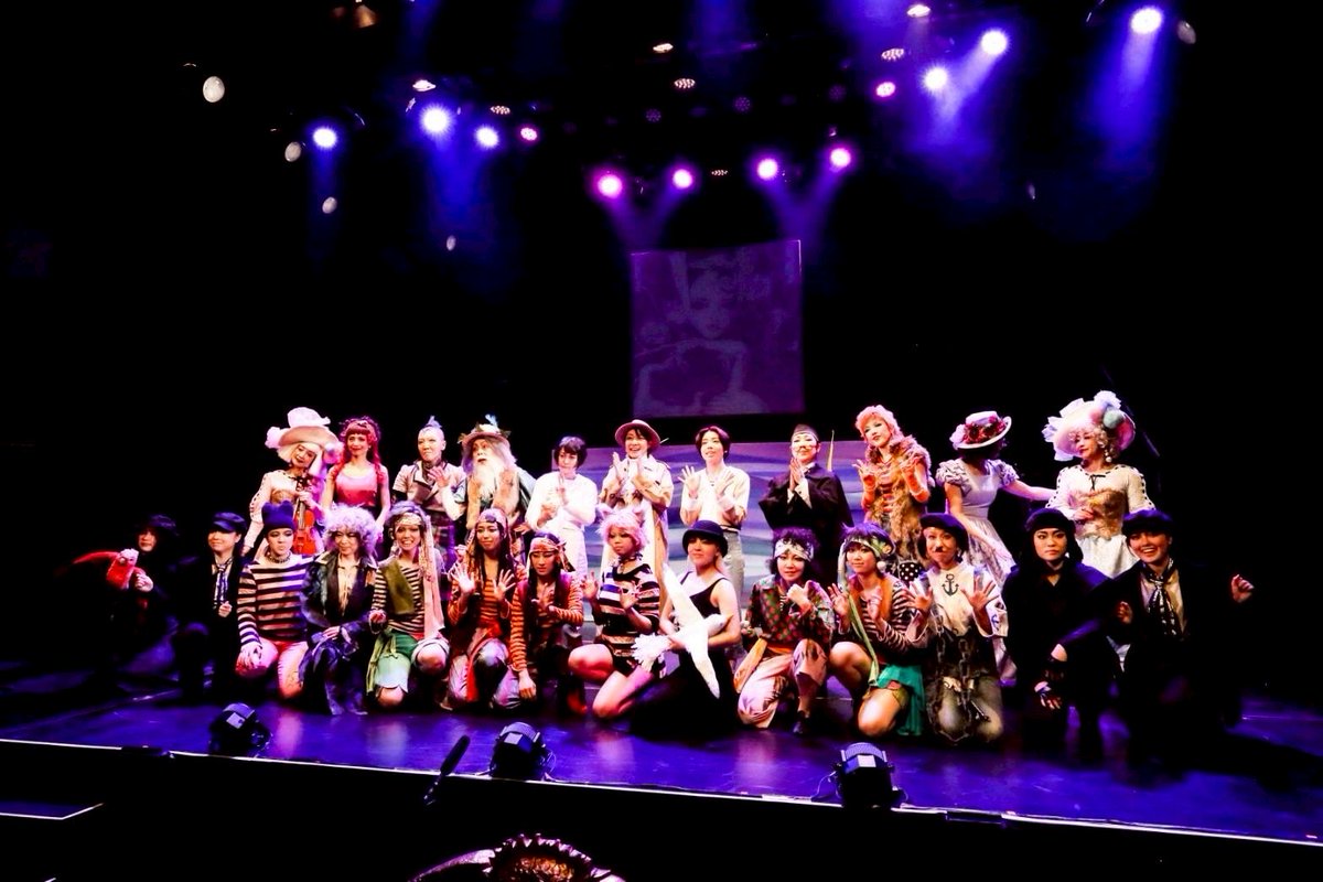 Project Nyx舞台「宝島」２日目が無事終了🌊
12年ぶりの再演でまた同じく音楽の妖精として新たな旅を見守る事ができるのは嬉しい&amp;本当に物語に出てくる不死身の存在みたいな気分で楽しい🧚🏻‍♀️
まだ後10公演！！
音楽で皆んなを導けるよう最後まで煌めいてゆきたいと思います💫
#ニクス宝島