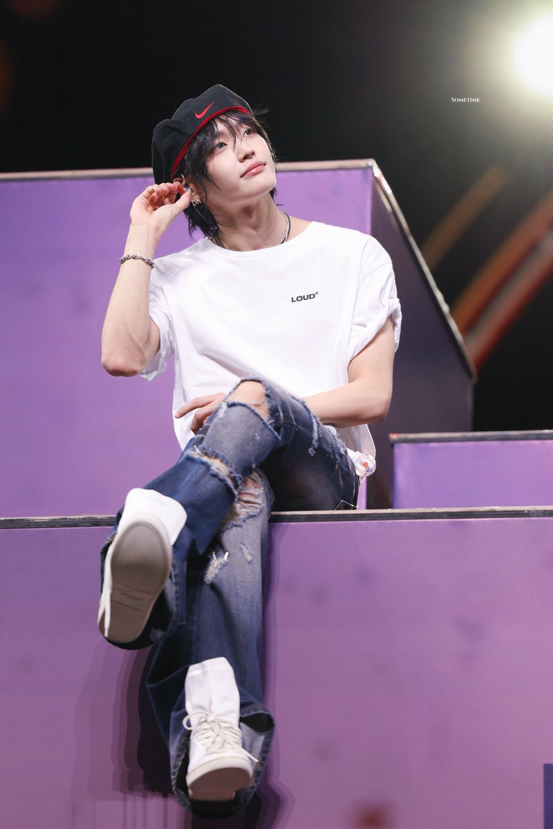 SometimeweWON's tweet photo. 어디도 다치지마ㅠㅠㅠㅠ

/
20260207 MACAU
#WONBIN #원빈 #RIIZE #라이즈 https://t.co/UCFmQRUqLV