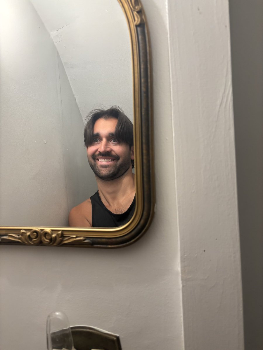 dark mavis tweet media