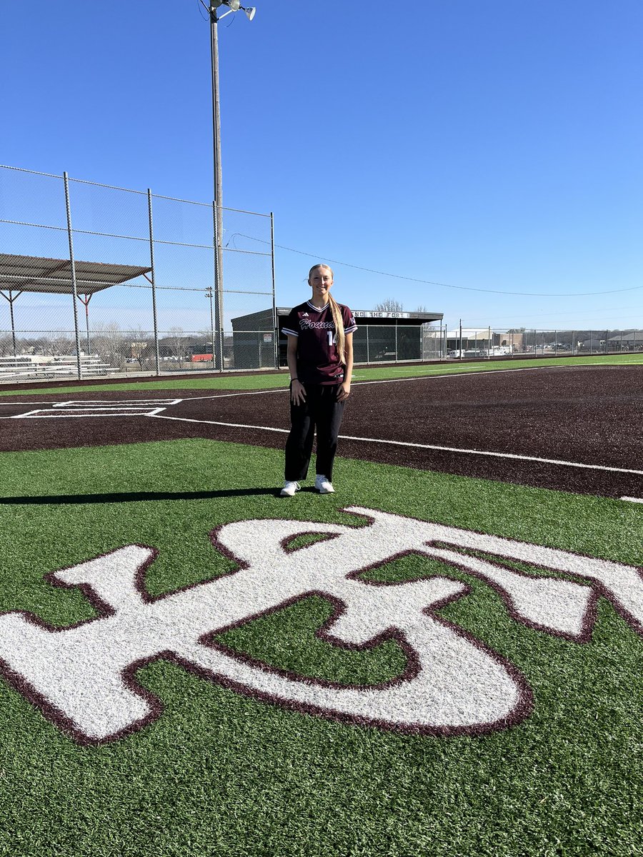 KiSpence2026's tweet photo. After a lot of praying and tough decisions, I believe God’s plan is perfect. #RollHounds #Committed #LetsGo
@FSCCSBHounds @kiana_pogski @ZachSaintPierre @CJHSAthletics @ryanbunnellTV @KODESports @OzarkMntConf https://t.co/vBkNTLdTim
