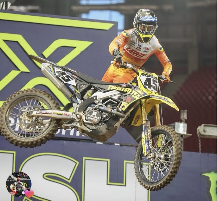 BD25MX's tweet photo. It’s race day  @sportsanimal our @_coltnichols is in Glendale for rd 5 of @SupercrossLIVE ! Tune in watch the incredible action unfold on @peacock !! Watch once become a fan for life !! https://t.co/YZJXOlIHh4