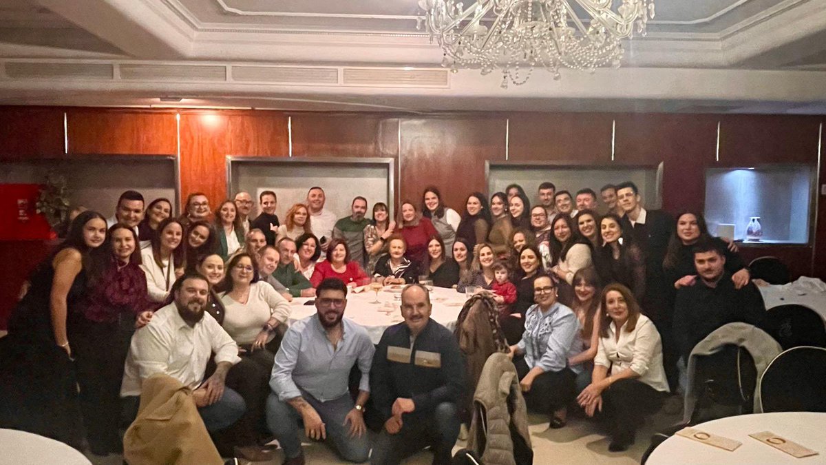 Federación Entidades Culturales Andaluzas (FECACV) tweet media