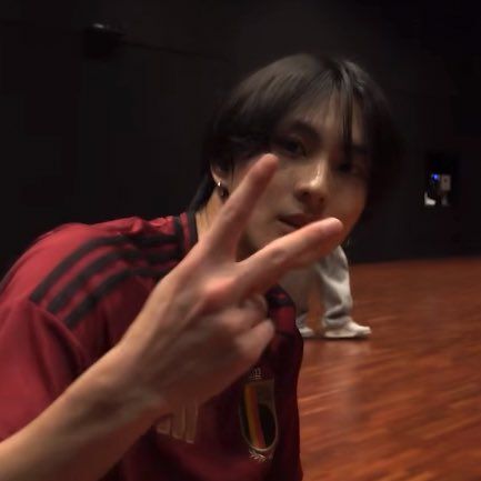 selfolssi ♤ tweet media