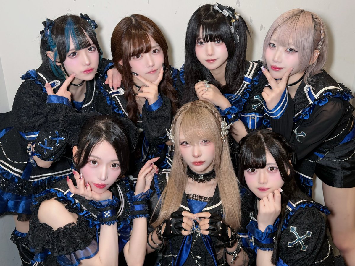 『LEADING WINTER』
本日もありがとうございました💫

VVSiSとこれからもアチアチなライブ楽しんでいこうね💙❕