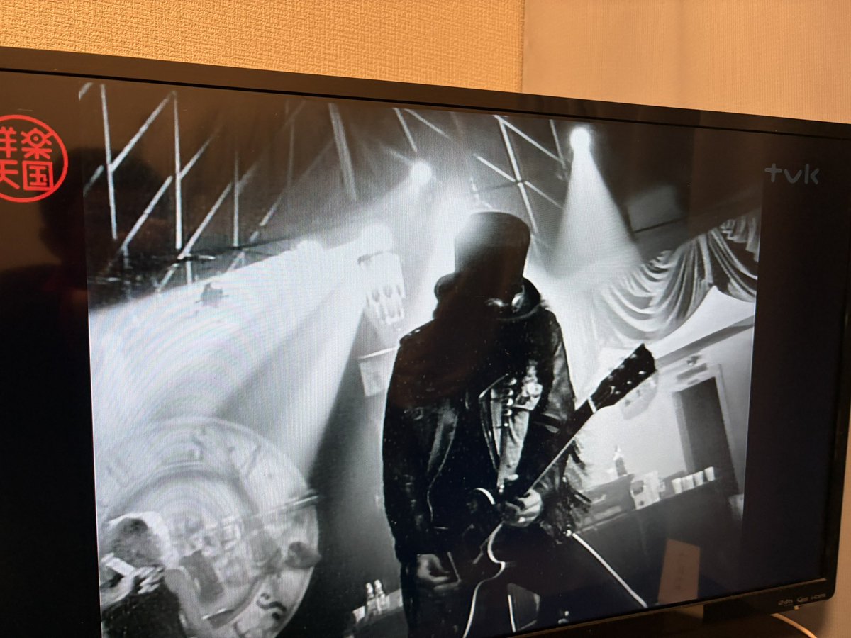 flight00's tweet image. 洋楽天国でガンズ特集してる
普通にカッコいい♪
今やってるガンダムの閃光のハサウェイの主題歌もガンズなんだ！