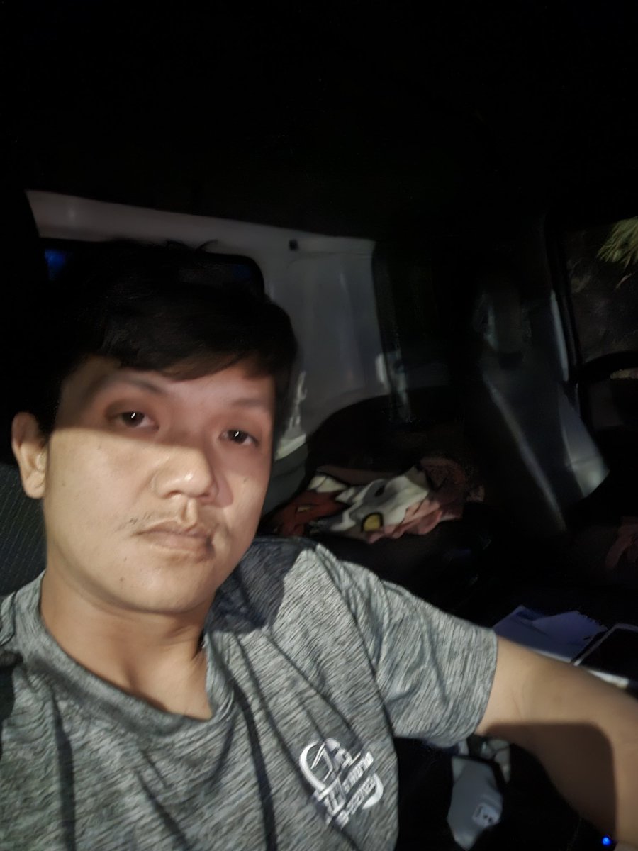 RatchS46428's tweet photo. มานั่งเป็นเพื่อนหน่อบครับ 
#ปากช่อง
#ครบุรี https://t.co/OB2hmur1oZ
