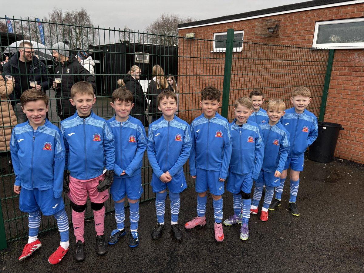lichfieldcityfc's tweet photo. Great to have our U8 Community side with us today as mascots, enjoy the game lads ⚽️💙 https://t.co/fa3Pk63hyX