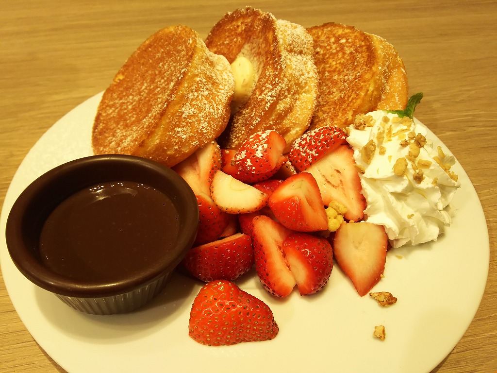 スイーツ巡査 tweet media