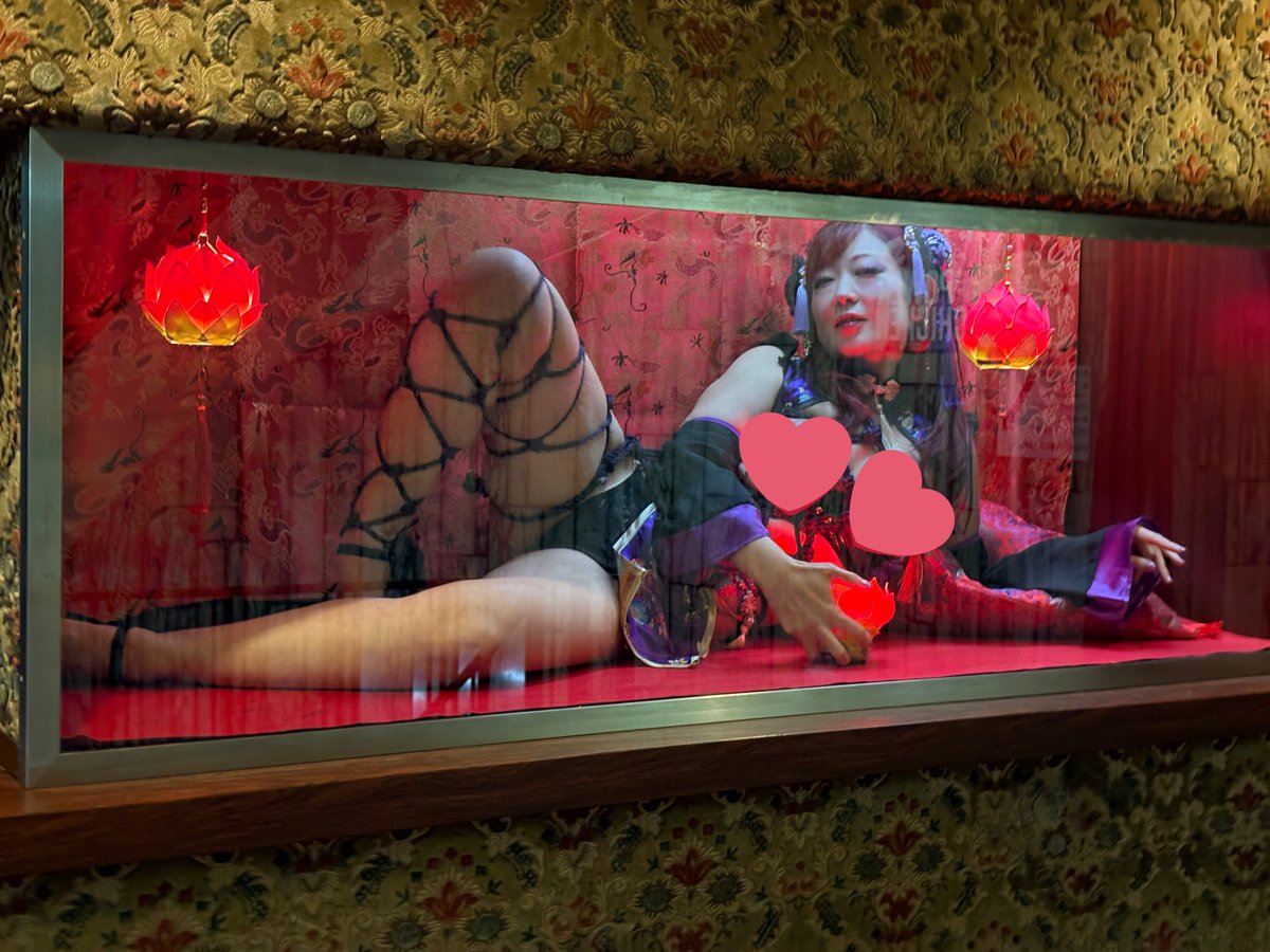 flash230's tweet image. 今月の水槽ガール #デパH #デパートメントH