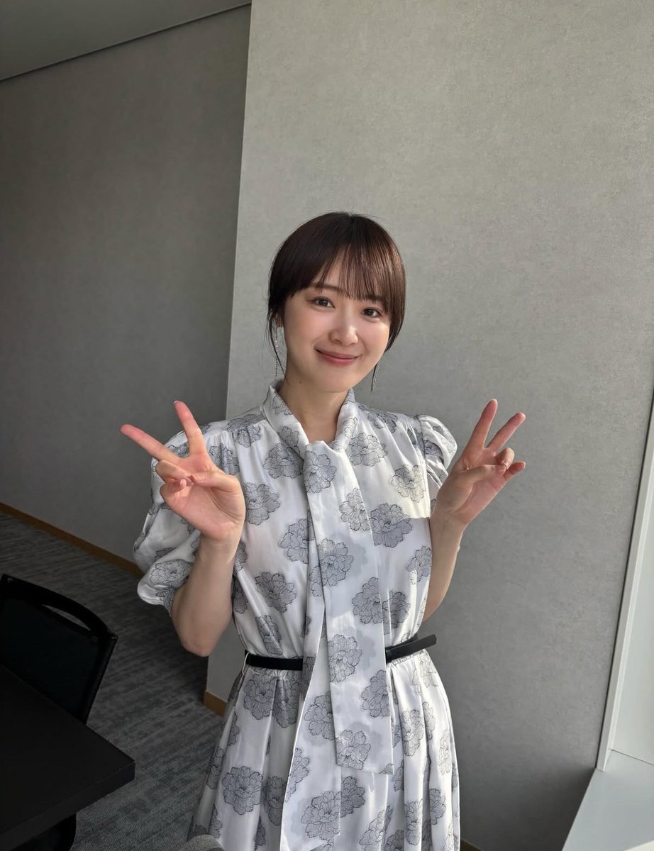 soullocus's tweet photo. 誕生日おめでとうございます🎂
素敵な1年になるように願ってます
今年も会える日を楽しみにしてます😊

(あと莉奈氏と早くボウリング行ってあげて笑)
#高山一実生誕祭
#高山一実
#ほっこりさんず https://t.co/TGtDplVww2
