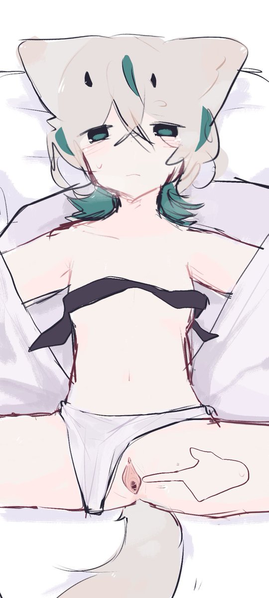 郁郁子 tweet media