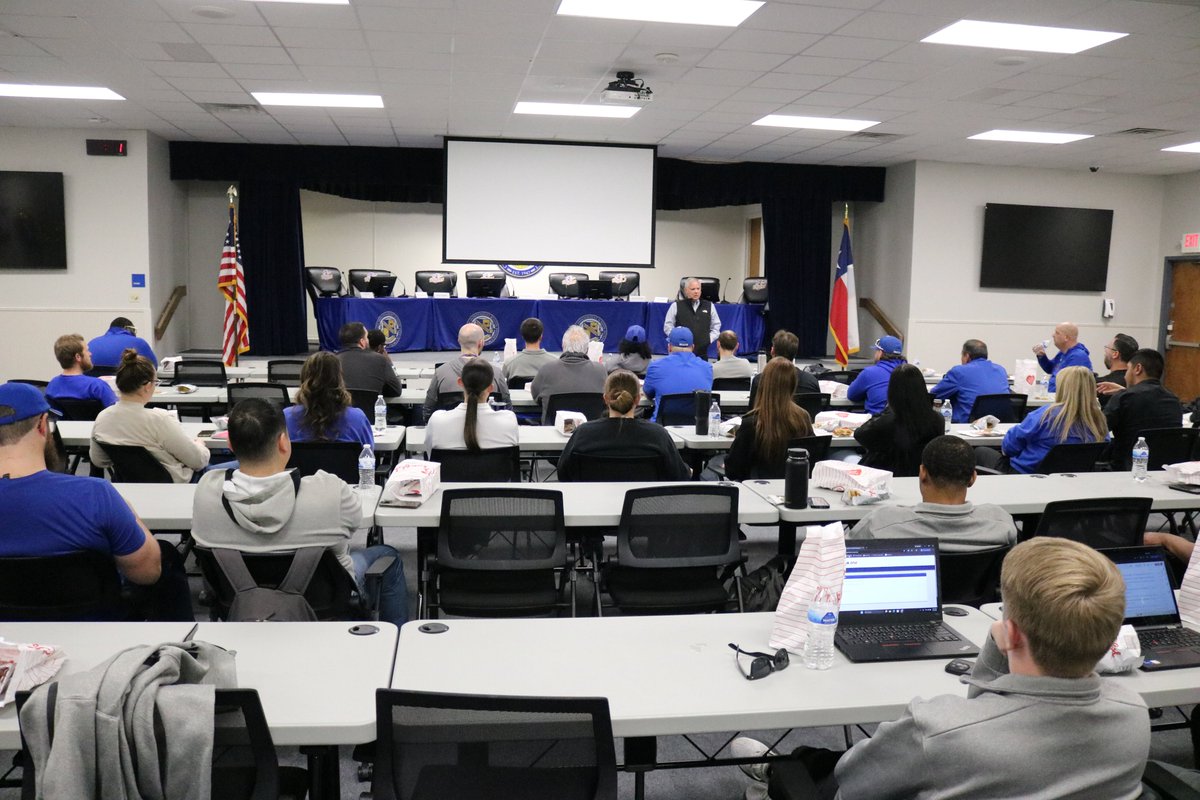 Community ISD - Home of the Braves tweet media