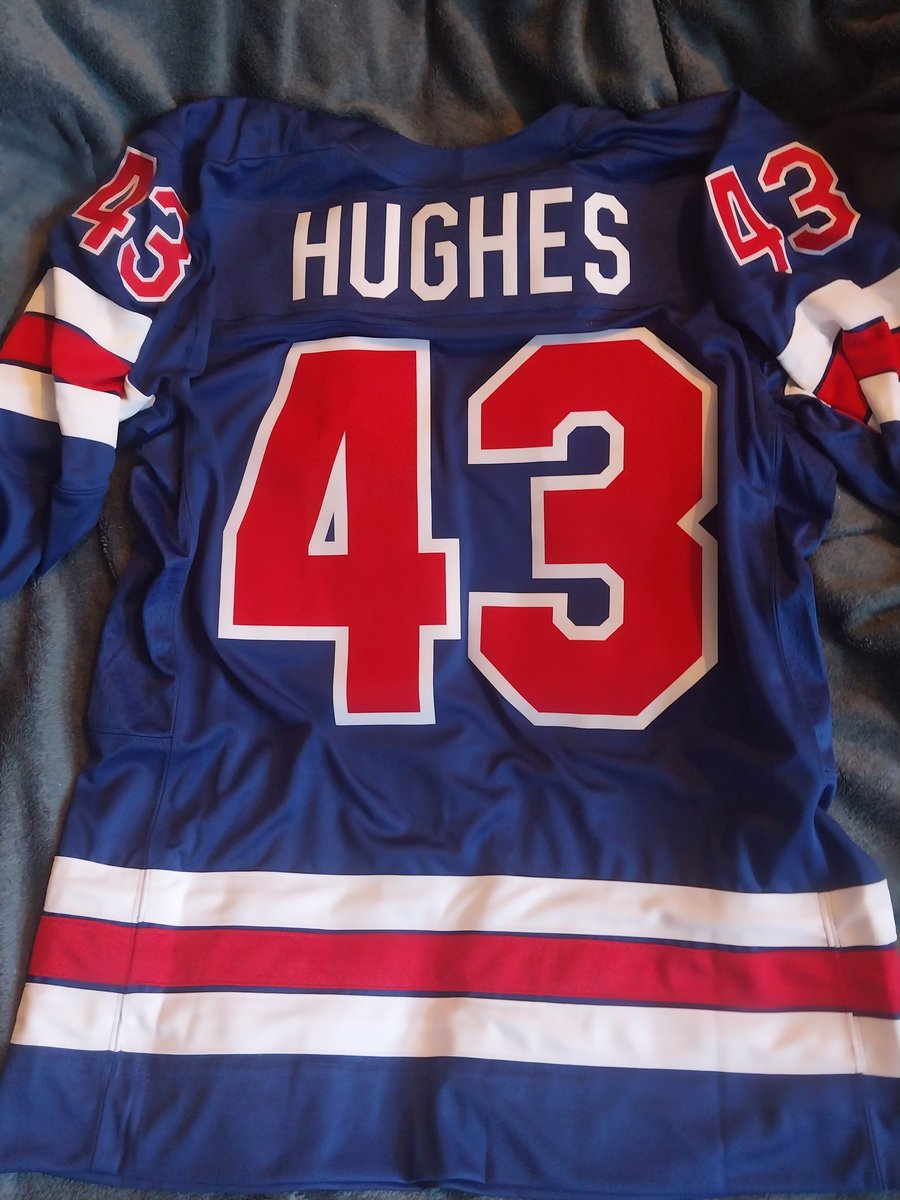 Luke Hughes fan page 🏒 tweet media