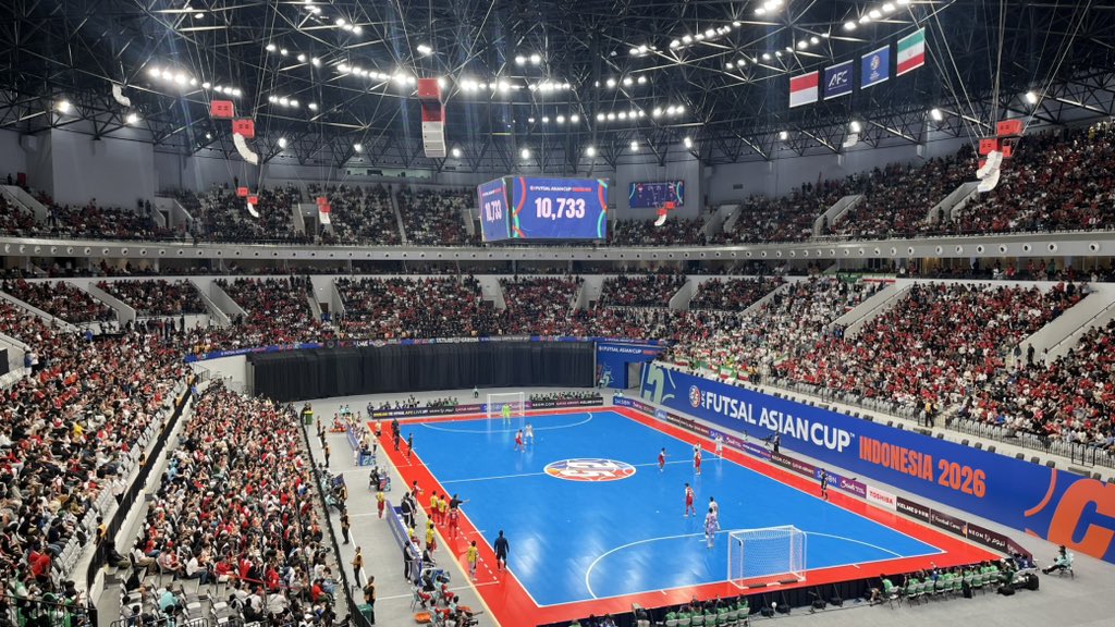 Jumlah kehadiran penonton pertandingan Timnas Indonesia di AFC Futsal Asian Cup 2026. 🇮🇩🦅

Fase grup
🆚 Korea Selatan: 6.360 penonton
🆚 Kyrgyzstan: 6.501 penonton
🆚 Irak: 10.076 penonton

Perempat final
🆚 Vietnam: 8.411 penonton

Semifinal
🆚 Jepang: 10.389 penonton

Final
🆚