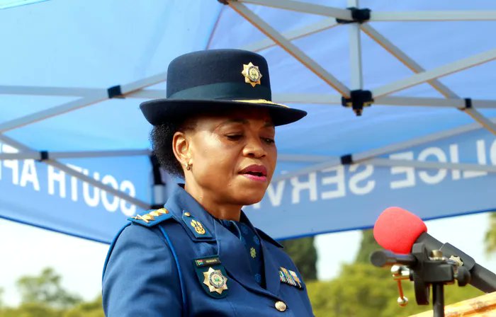 This is Christina Bonang Mgwenya: Former senior SAPS official &amp; Ex-wife to Lt-Gen Shadrack Sibiya (DepNat Comm: Crime Detection)

■ Mgwenya &amp; Sibiya spent about 14 years together then separated in 2009. They have a son together

⚖️ DISMISSAL FROM SAPS

Bonang was dismissed by