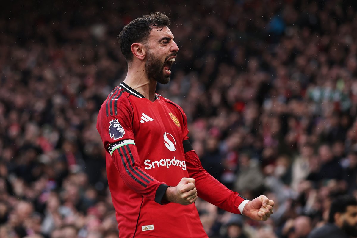UnitedStandMUFC's tweet photo. Bruno on the importance of the second goal: "We needed to close the game. We knew we were very in control of the game but at any moment it can change. They had very good players up front that could make a big difference for them." #mufc