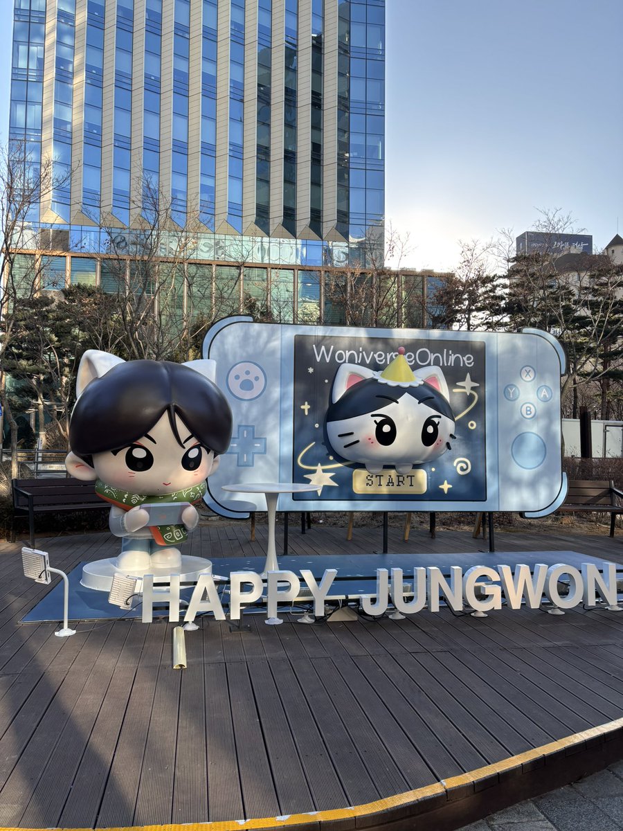 jwnk_0429's tweet photo. 1番見たかったジョンウォン人形見れた🥹めちゃかわいかった🩵🩵

#ENHYPEN 
#정원 #JUNGWON https://t.co/PDEjTmKmed
