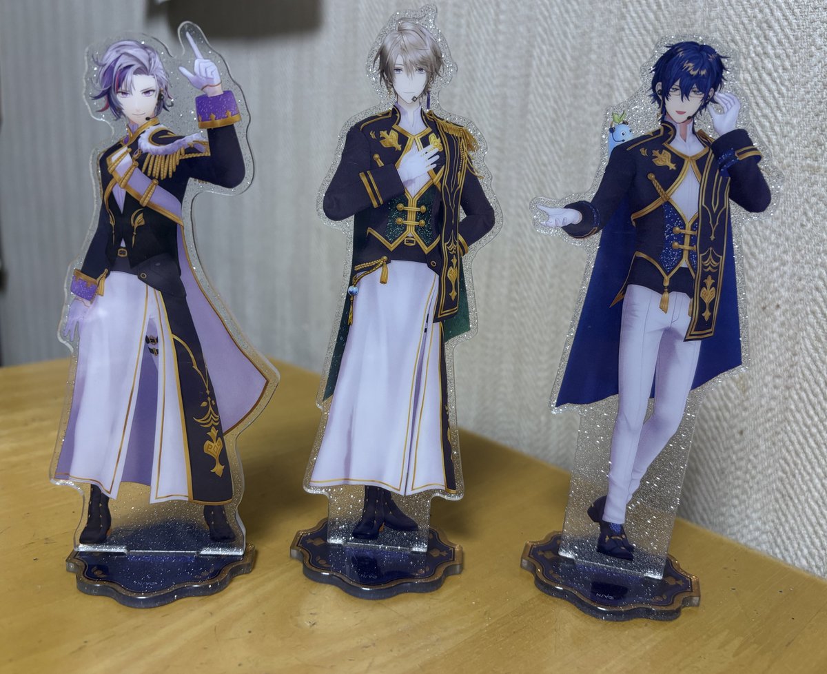 3Dアクスタのサイズがうんぬんって流れてきて、我が家も第1弾と3弾が