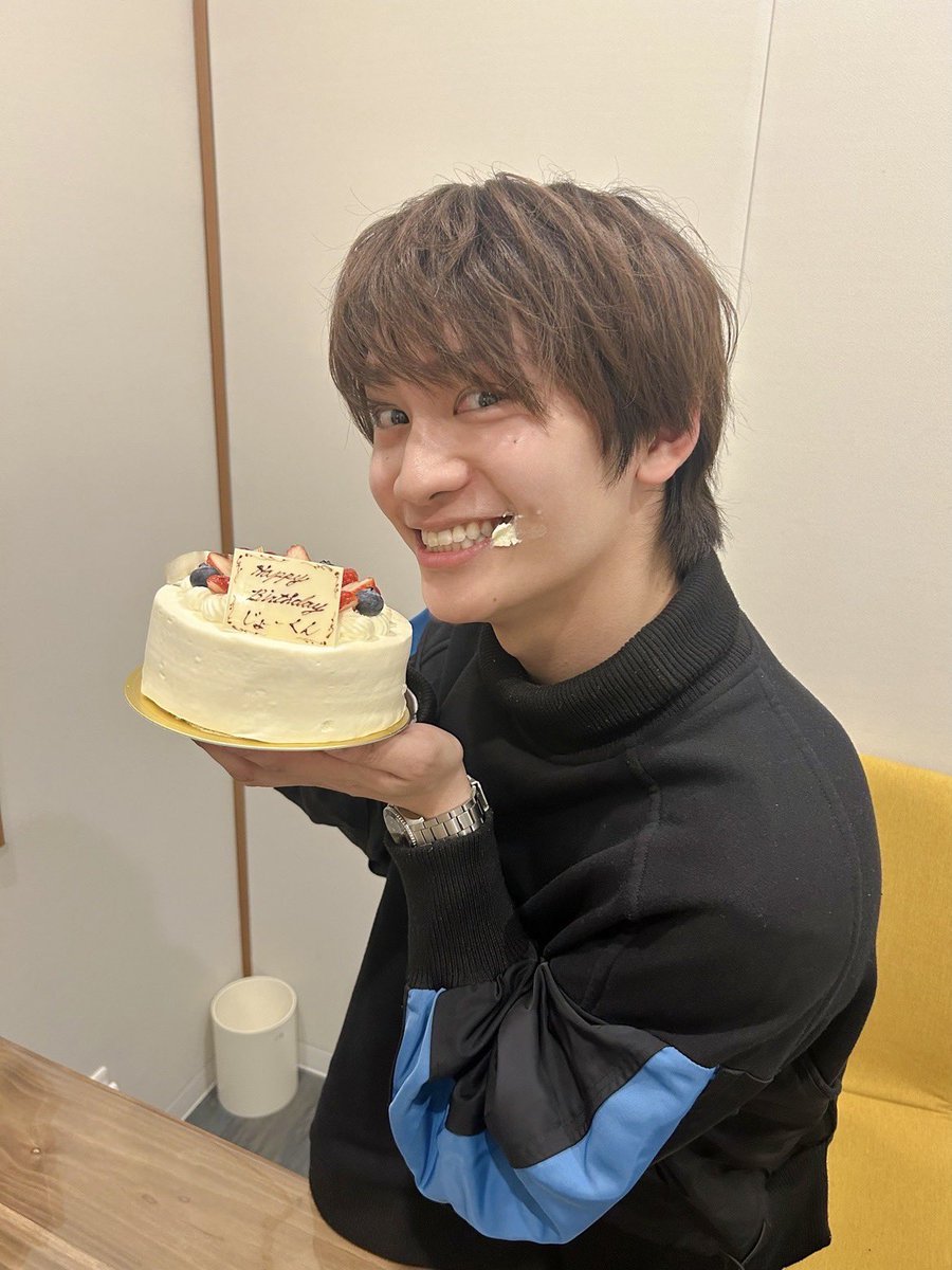 fanNaniwaDanshi's tweet photo. 🎂本日お誕生日🎉

藤原丈一郎 くん💙
今日という日が、
なにわ男子とファンにとって
大切で幸せな一日になりますように✨

たくさんの祝福の声を届けましょう📣

#藤原丈一郎
#なにわ男子
#藤原丈一郎誕生祭2026 https://t.co/4ZSSFc99gx