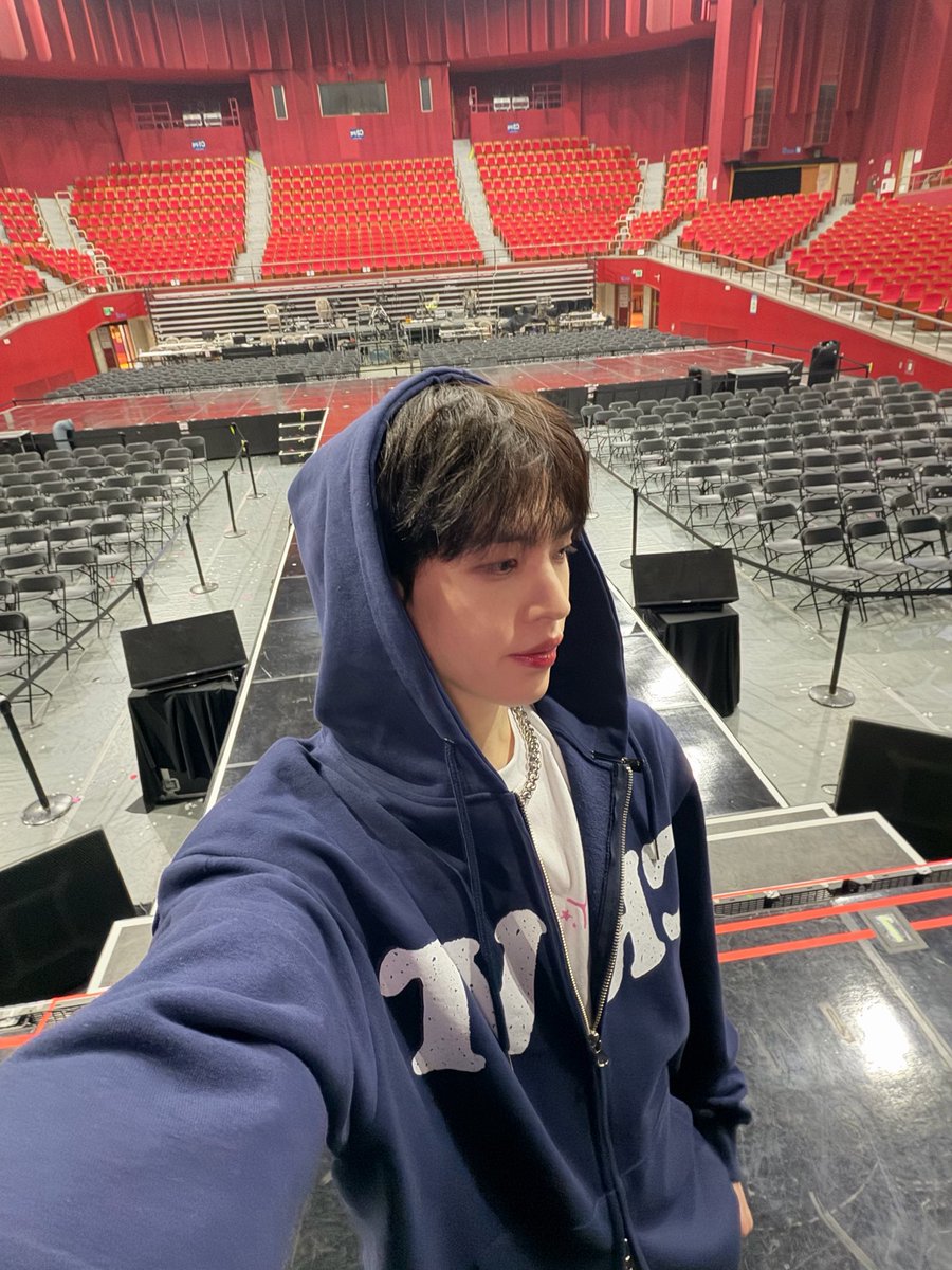 CRAVITY_twt's tweet image. VITY FESTA DAY1 ✅
#앨런 #ALLEN #VITYFESTA