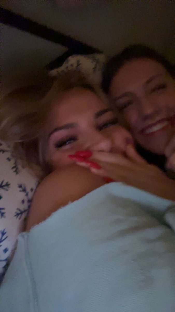 Gia 🎀 tweet media