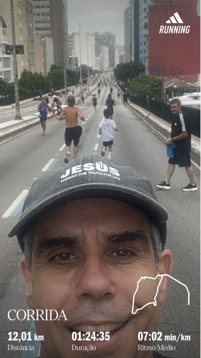 paulormros's tweet photo. Preparação para encarar os 42,195km #repost #corrida #corridaderua https://t.co/9ItRTe7gc3 via @YouTube https://t.co/1Sk9HjFaLw