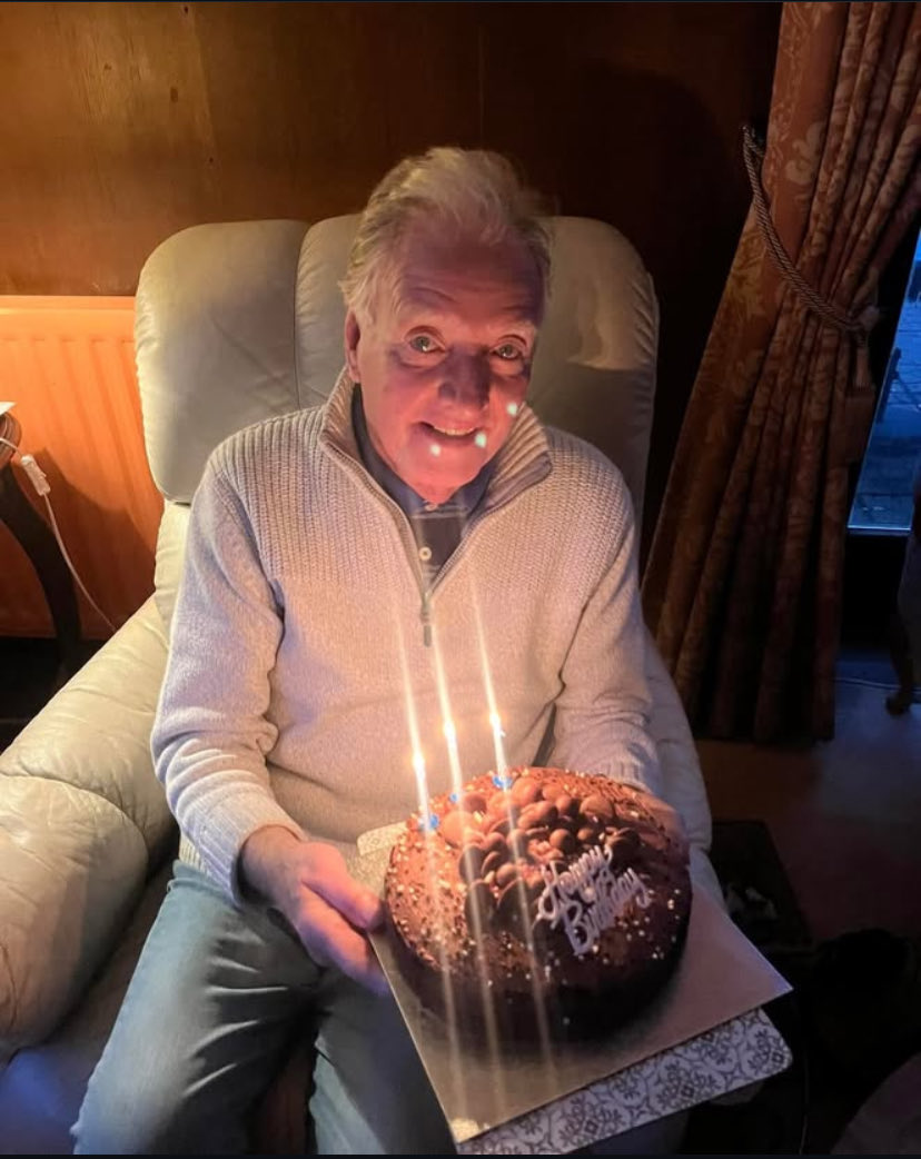 Samantha tweet media