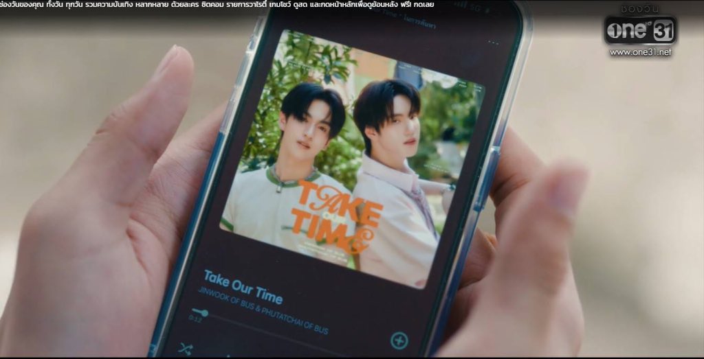 Take Our Time ⏰💛

DUANG WITH YOU EP2
#ด้วงกับเธอEP2
#PHUTATCHAI #JINWOOKkim
#BUSbecauseofyouishine