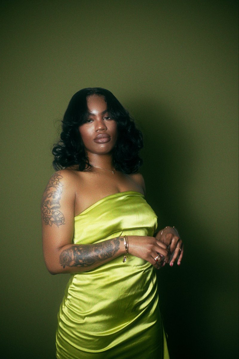 OMXPRODUCTIONS's tweet photo. Grace in her body, power in her presence. 
Model: Yonna https://t.co/fquxXDpegQ