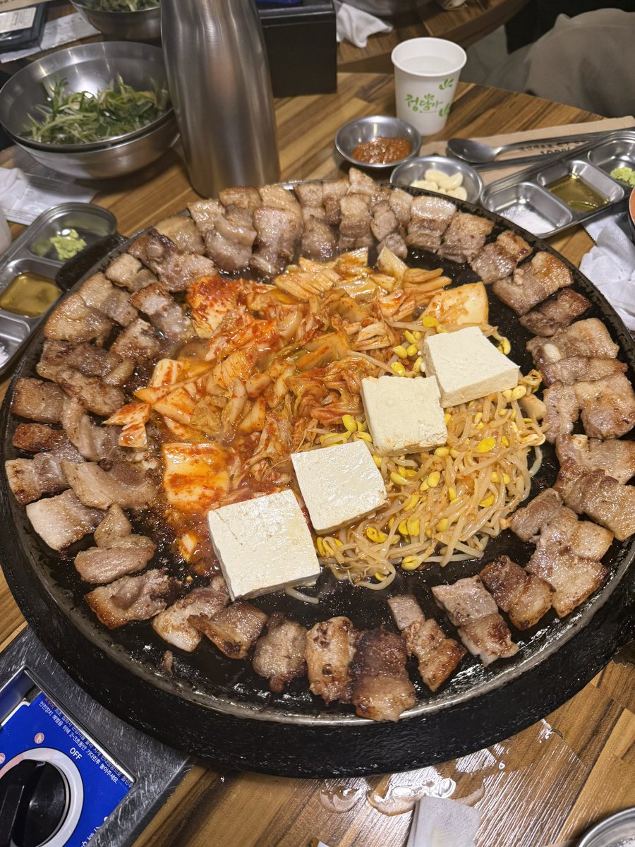 _리비_VRC tweet media